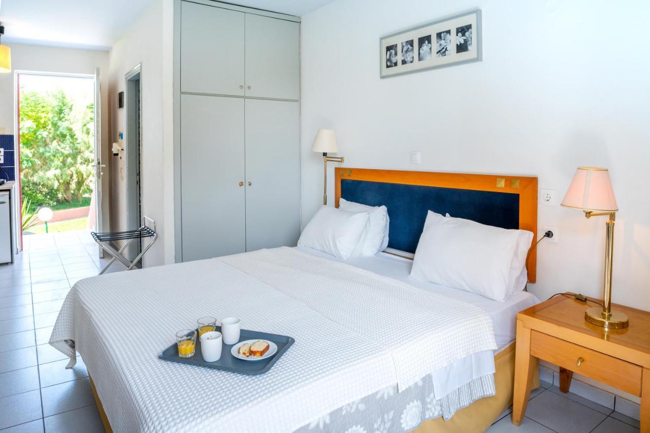 Jonathan Studio Apartments Tigaki Kültér fotó