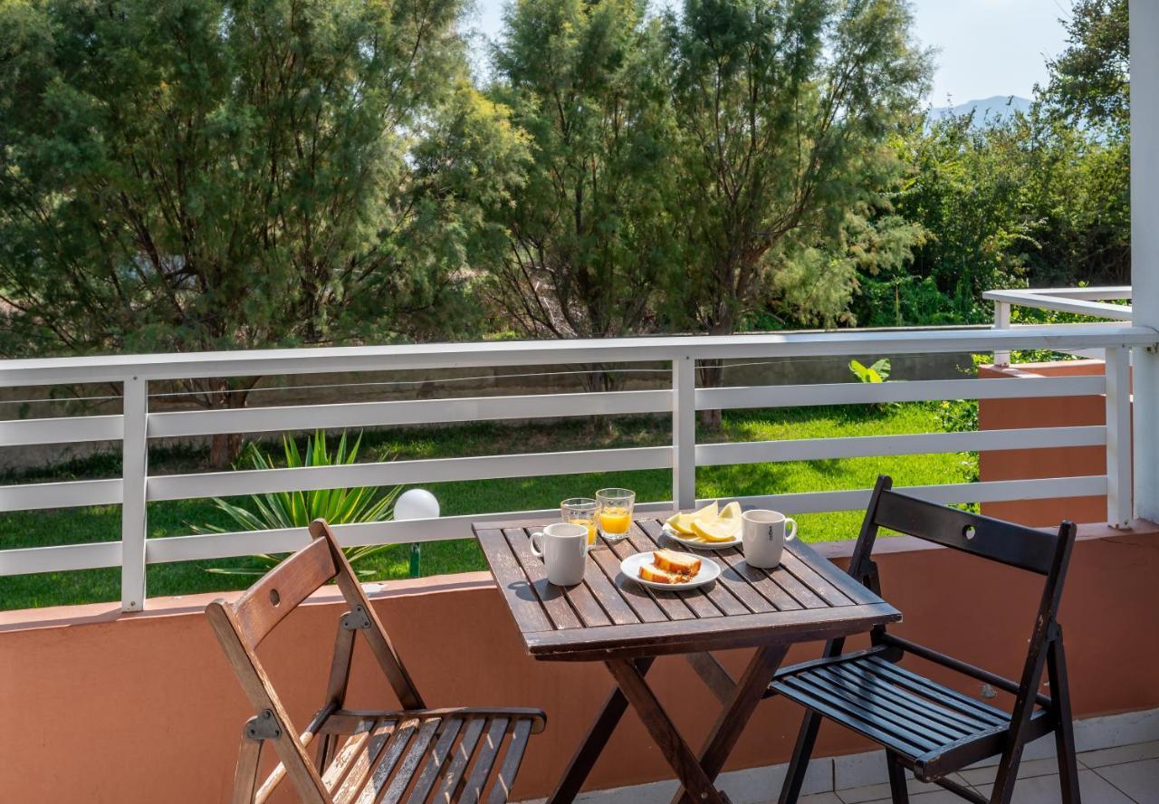 Jonathan Studio Apartments Tigaki Kültér fotó