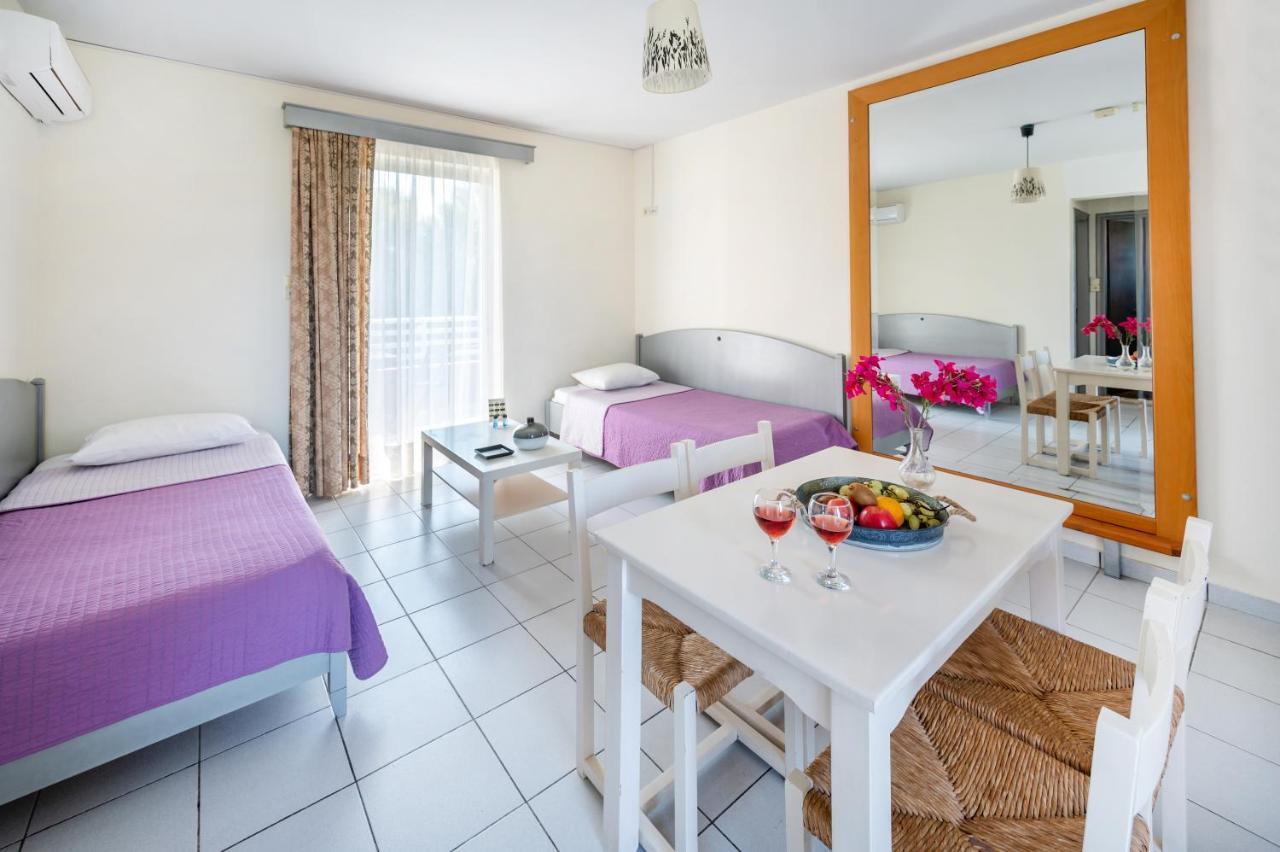 Jonathan Studio Apartments Tigaki Kültér fotó